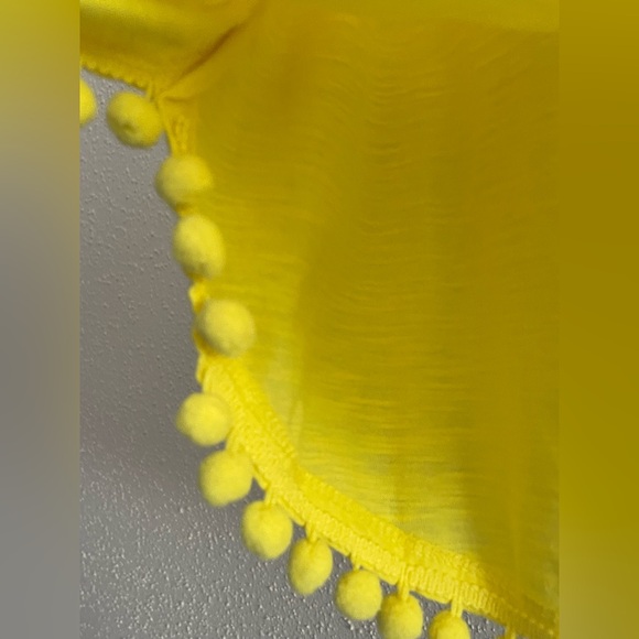 NWT - Lilly Pulitzer Women’s Small Yellow Sleeveless McKee Top with Pom Poms - Picture 10 of 16